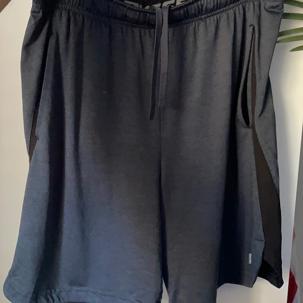 Russel Shorts Mens Athletic Size Medium
